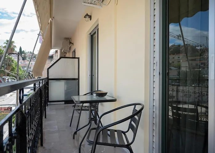 Filoxenia Mg Projects Sereno 2 アパート